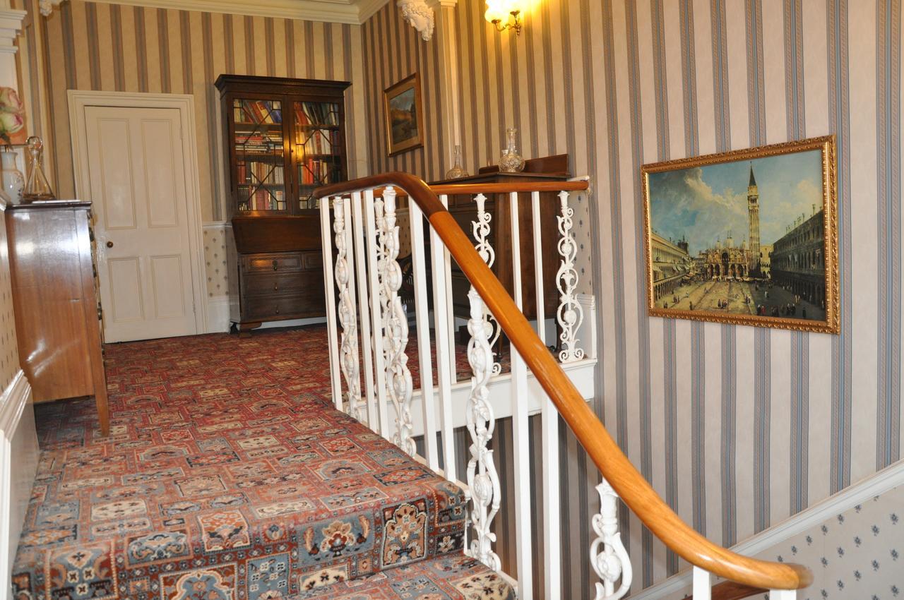 Bed and Breakfast Heath House Ossett Экстерьер фото