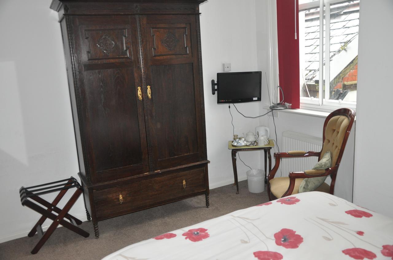 Bed and Breakfast Heath House Ossett Экстерьер фото