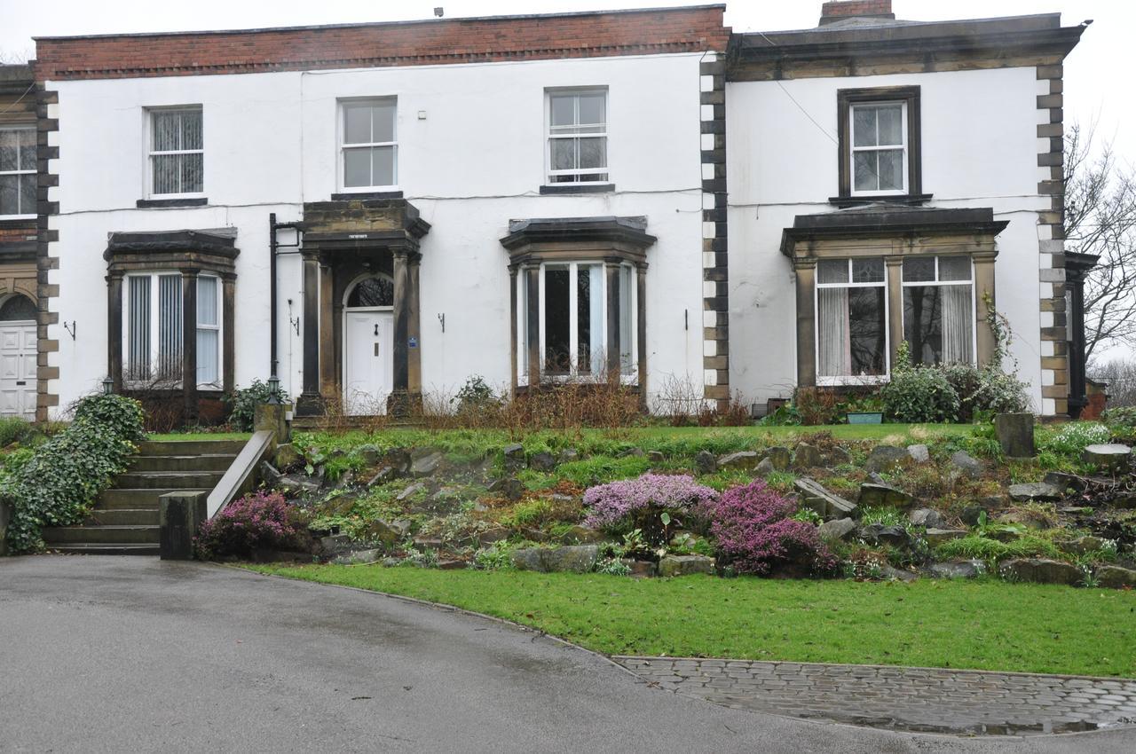 Bed and Breakfast Heath House Ossett Экстерьер фото