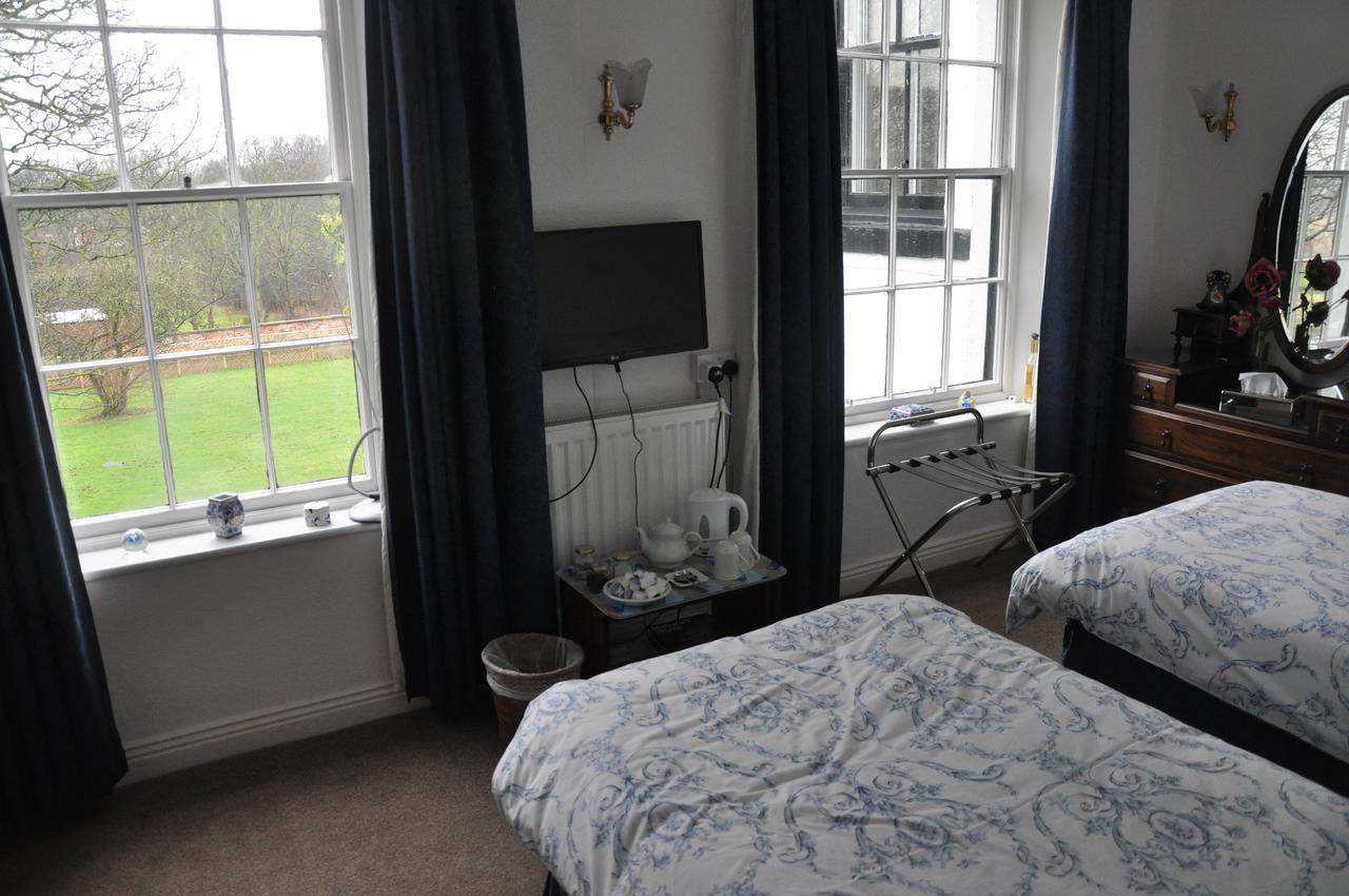Bed and Breakfast Heath House Ossett Экстерьер фото