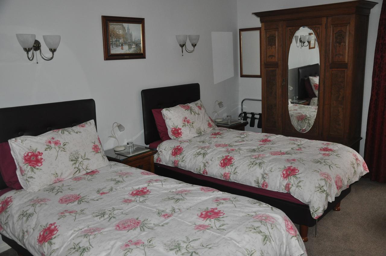 Bed and Breakfast Heath House Ossett Экстерьер фото