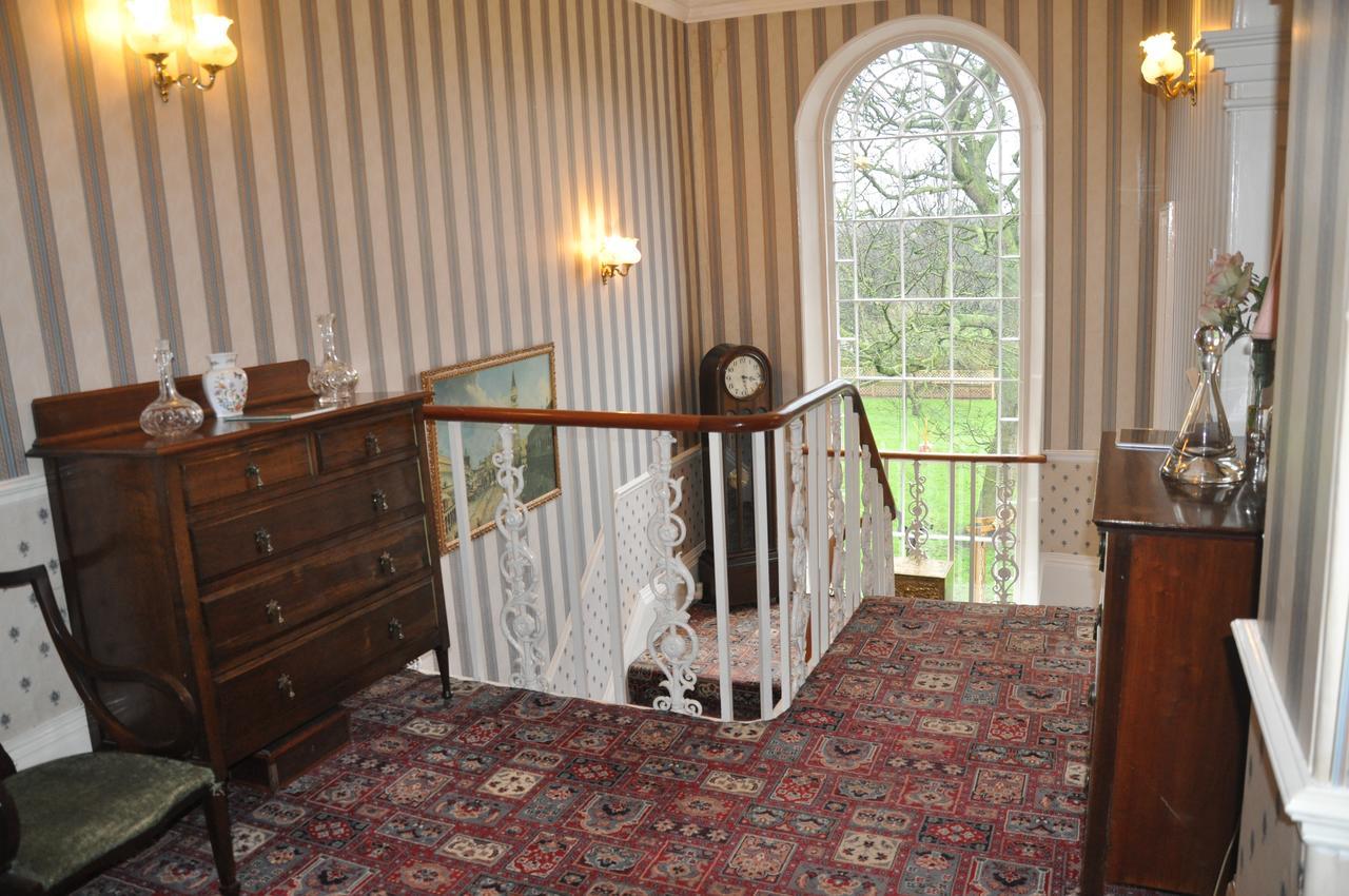 Bed and Breakfast Heath House Ossett Экстерьер фото