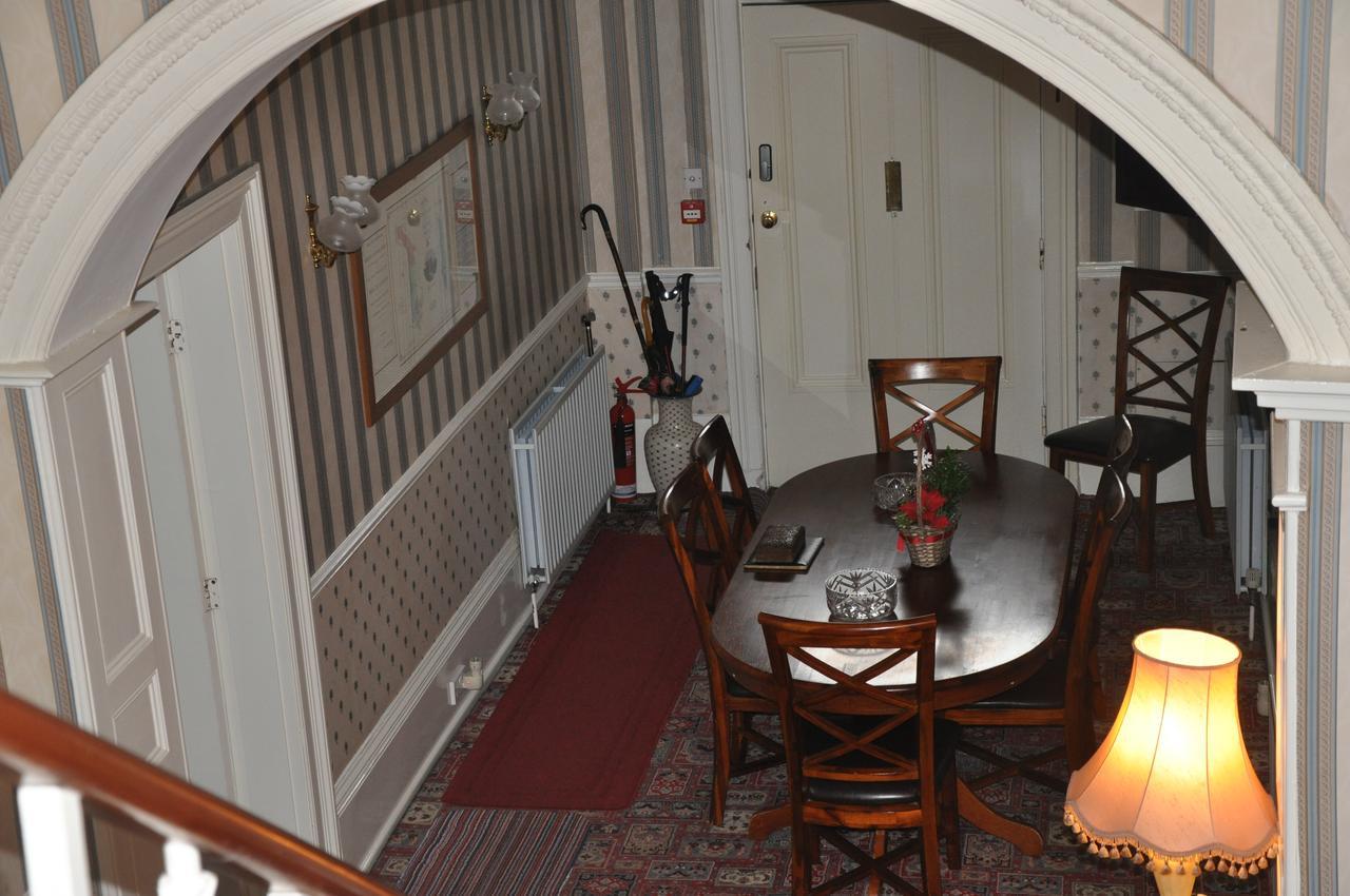 Bed and Breakfast Heath House Ossett Экстерьер фото