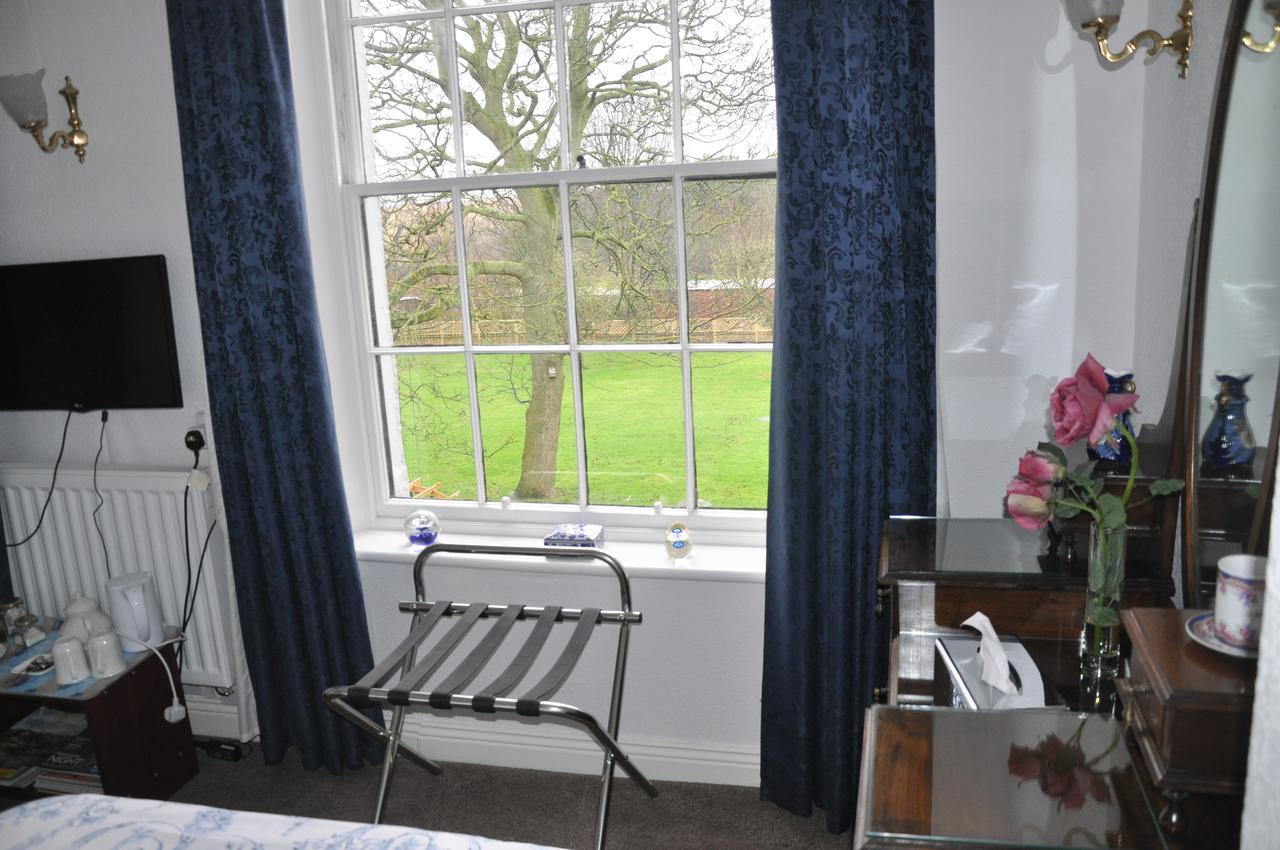 Bed and Breakfast Heath House Ossett Экстерьер фото