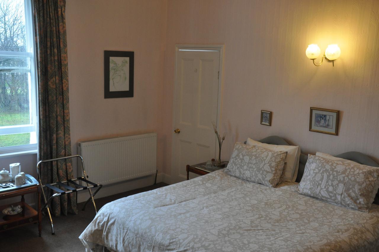Bed and Breakfast Heath House Ossett Экстерьер фото